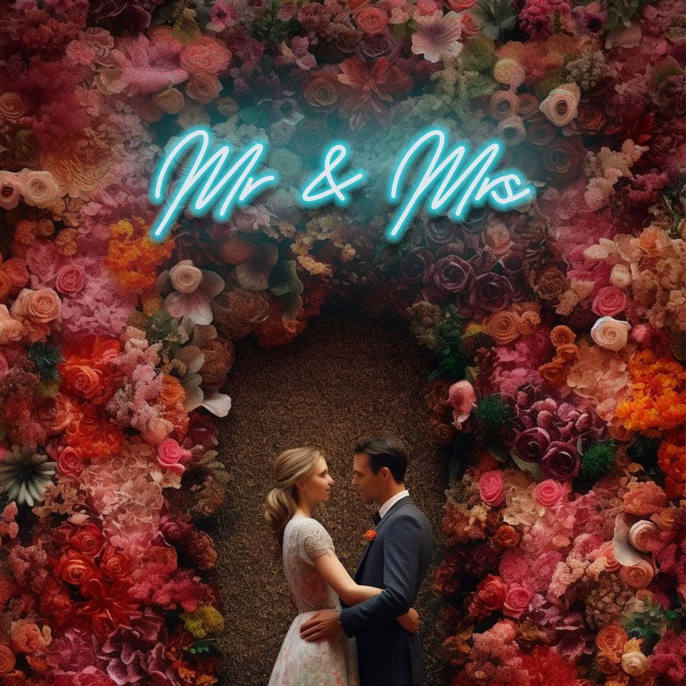 Mr & Mrs - LED Neon Sign - NeonNiche