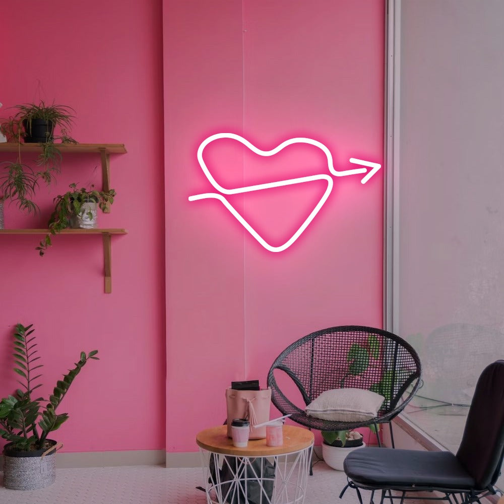 Coeur avec flèche - Enseigne au néon LED